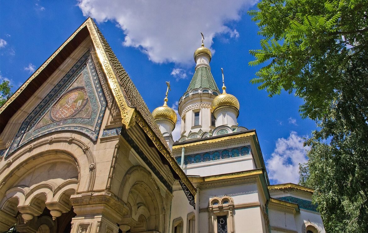 webRNS-Bulgaria-Church1-100423.jpg
