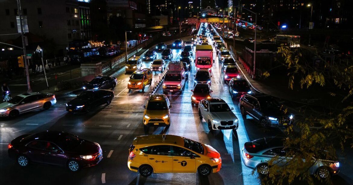 b2ad81aa4473159027790737c085cd2f6b-crop-congestion-pricing-opponents.1x.rsocial.w1200.jpg