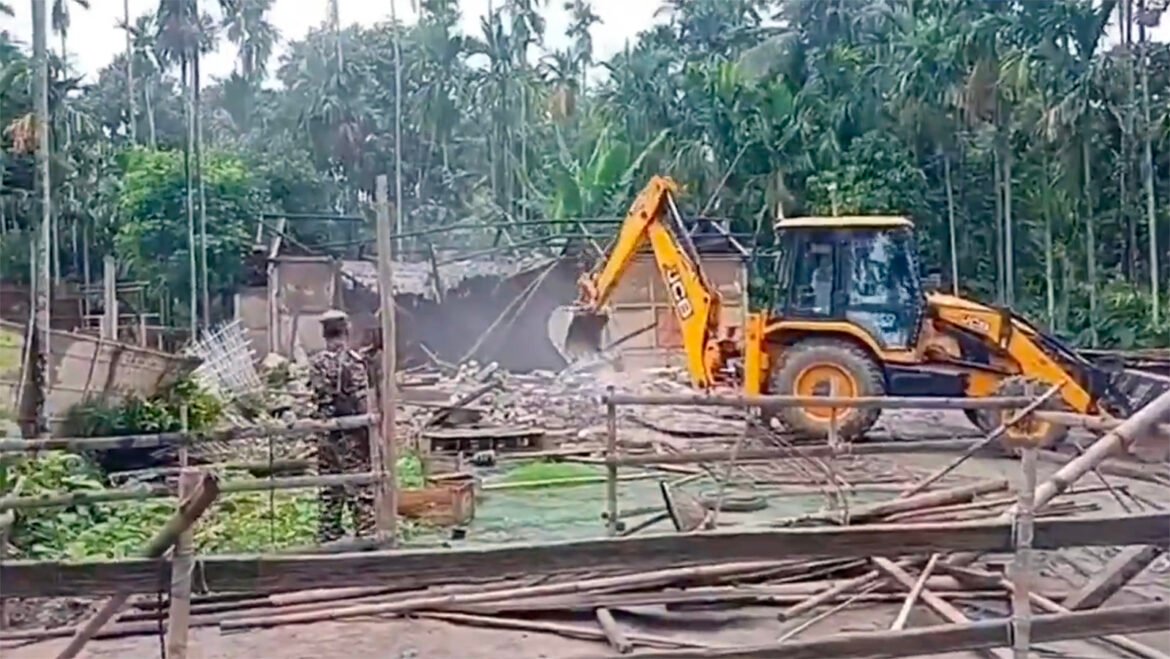 webRNS-Bengal-Evictions-Assam1.jpg